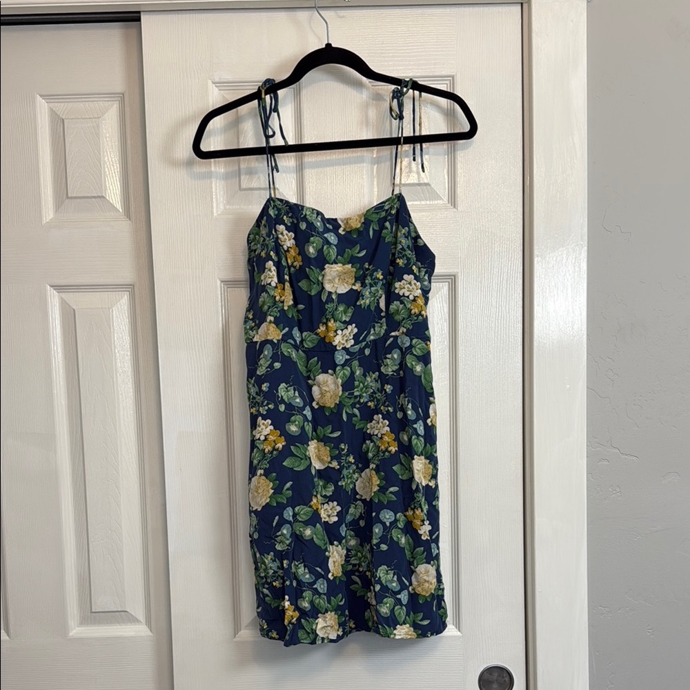 🌵 3 for $20 Old Navy Dress